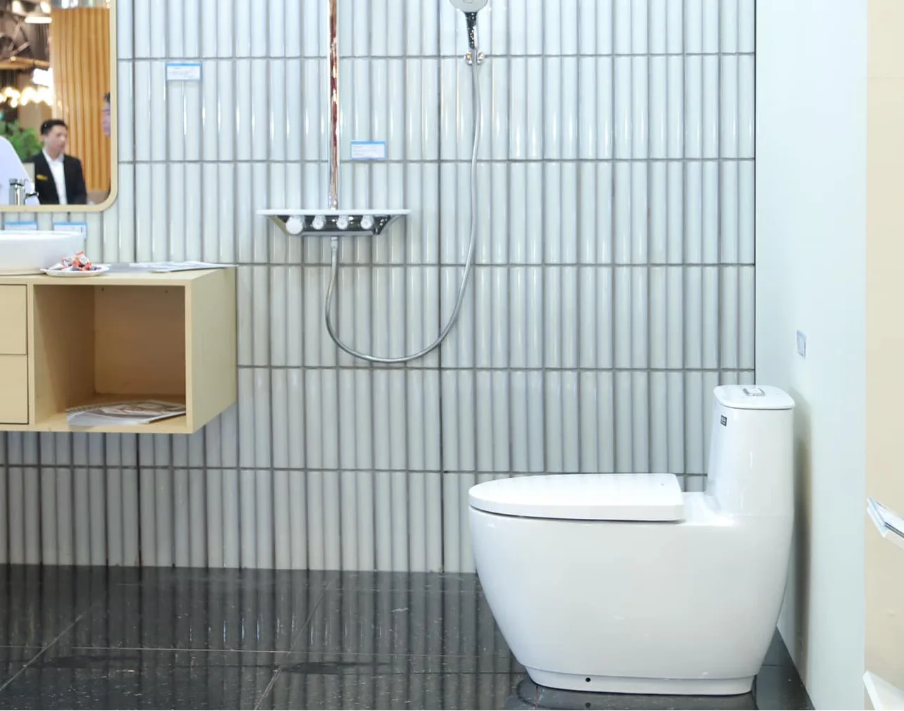 Bồn cầu INAX 1 khối cao cấp - sang trọng