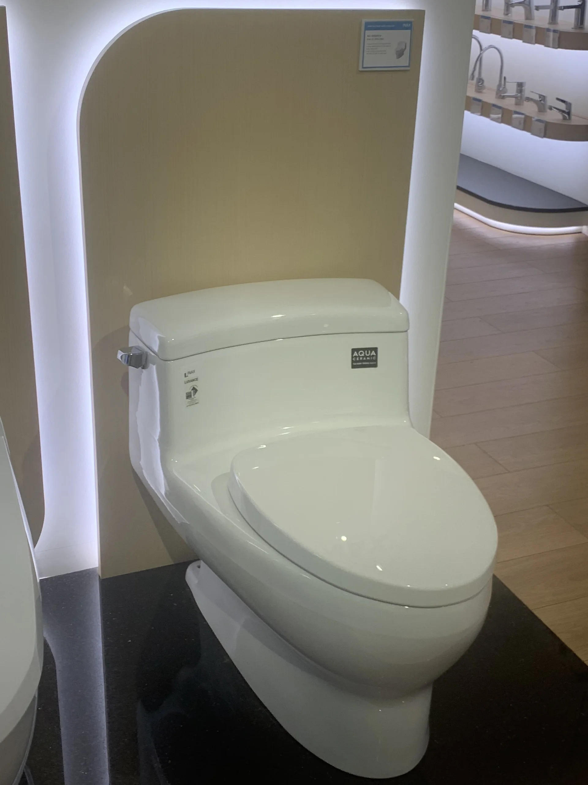 Có nên mua bồn cầu 1 khối?